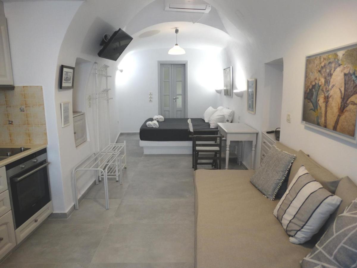 Yposkafo Suites - Studio - Santorini 산토리니 외부 사진