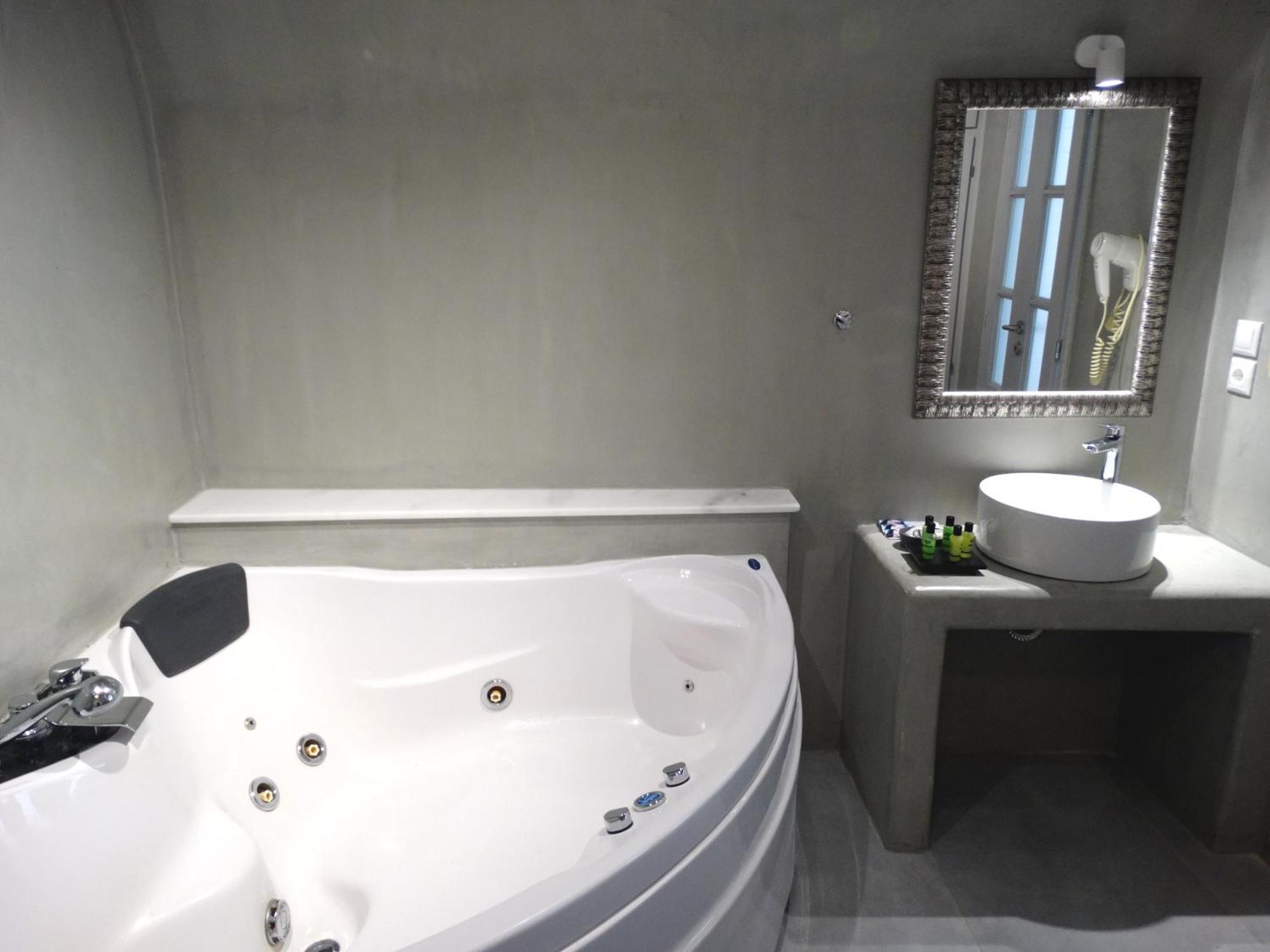 Yposkafo Suites - Studio - Santorini 산토리니 외부 사진
