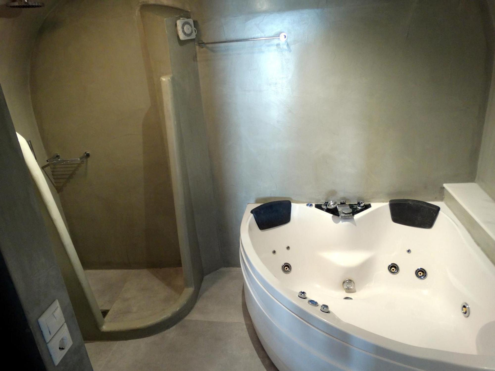 Yposkafo Suites - Studio - Santorini 산토리니 외부 사진